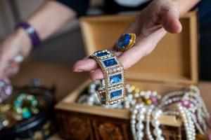 Sell Your Jewelry in St. Louis | Local Buyers & Services